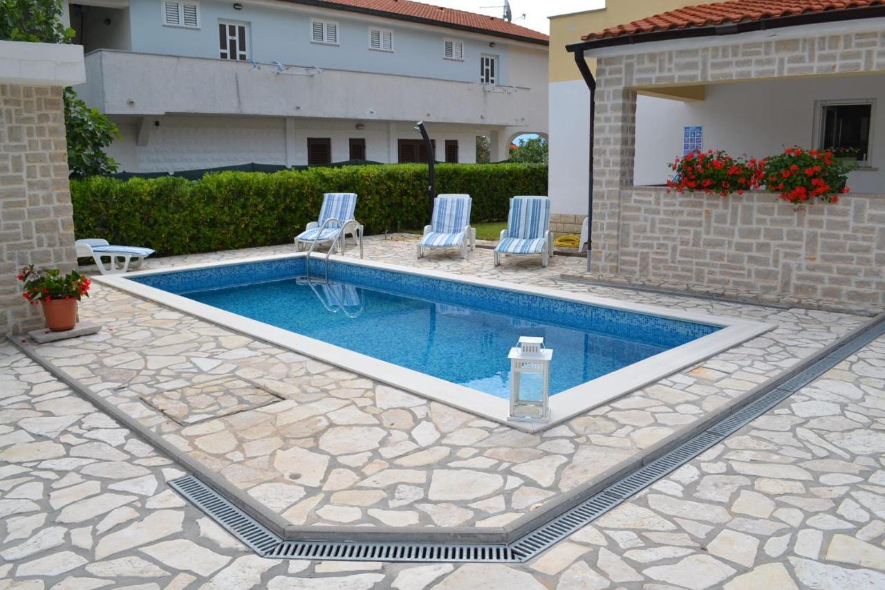 Ara-Zarok Vila Baška Exterior foto