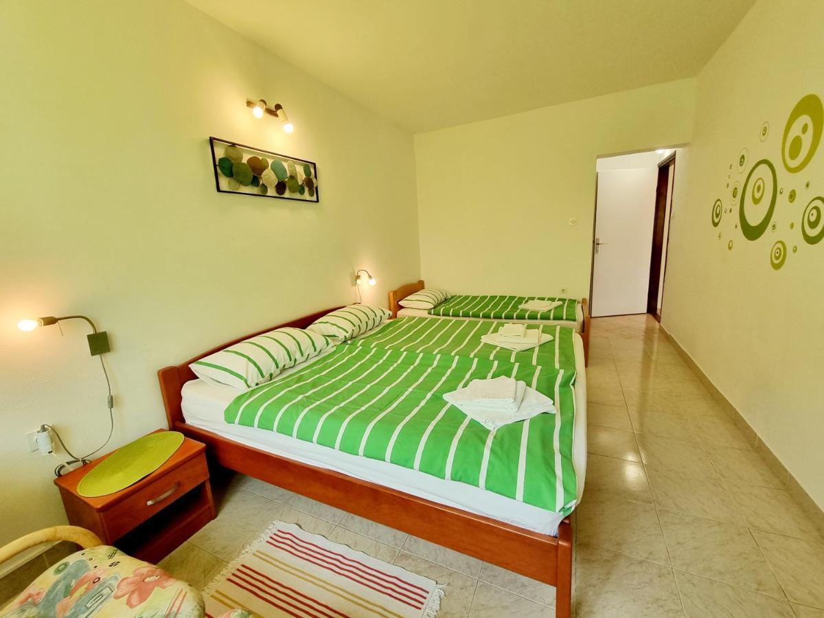Ara-Zarok Vila Baška Exterior foto